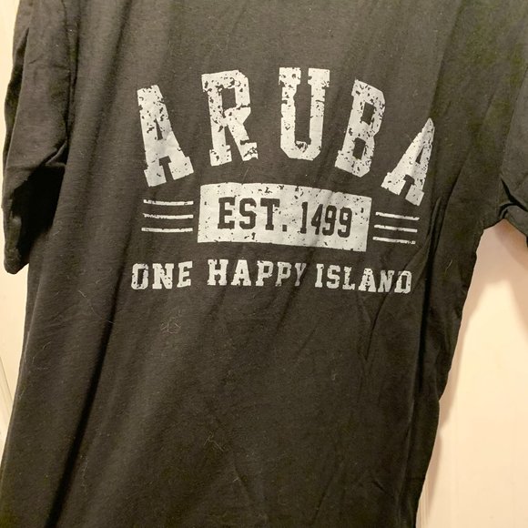 ARUBA~ NWT!!~ "One Happy Island" t-shirt - Picture 4 of 7